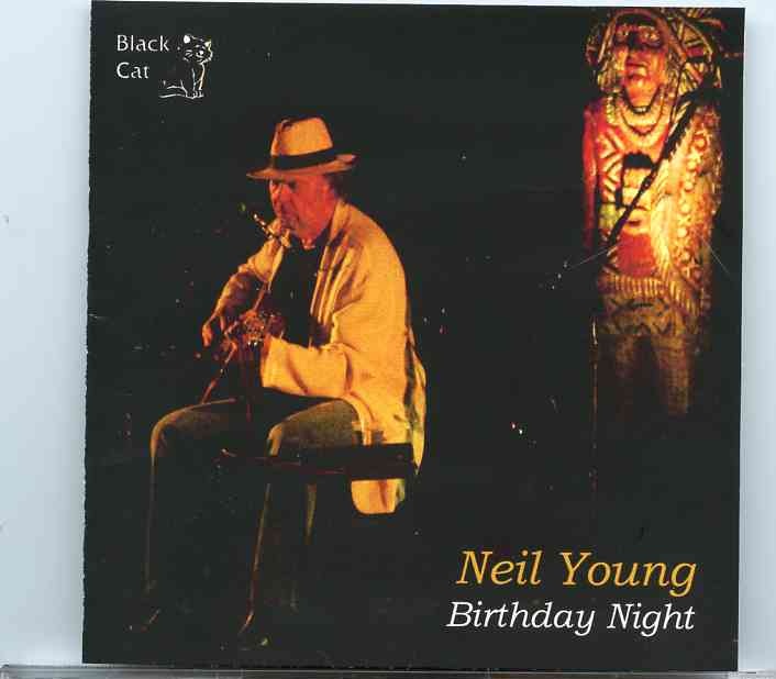 Neil Young / CSNY – Birthday Night ( 2 CD ) ( Chicago Theater , Chicago , IL , USA , November 12th , 2007 ) front cover Neil Young / CSNY - Birthday Night ( 2 CD ) ( Chicago Theater , Chicago , IL , USA , November 12th , 2007 ) front cover