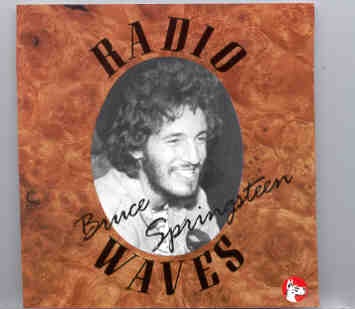 Bruce Springsteen – Radio Waves ( Great Dane ) ( Selection of rare Radio Broadcasts ) front cover Bruce Springsteen - Radio Waves ( Great Dane ) ( Selection of rare Radio Broadcasts ) front cover