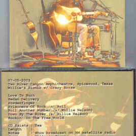 Neil Young / CSNY - Two River Canyon Amphitheatre ( Spicewood , Texas , USA , July 5th , 2003 )