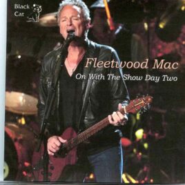 Fleetwood Mac - On With the Show Day Two ( 2 CD set ) ( MSG New York, USA, October 7th, 2014 ) front cover
