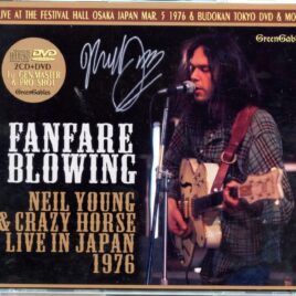Neil Young - Fanfare Blowing ( 2 CD + 1 DVD SET ) ( Live in Japan 1976 ) front cover