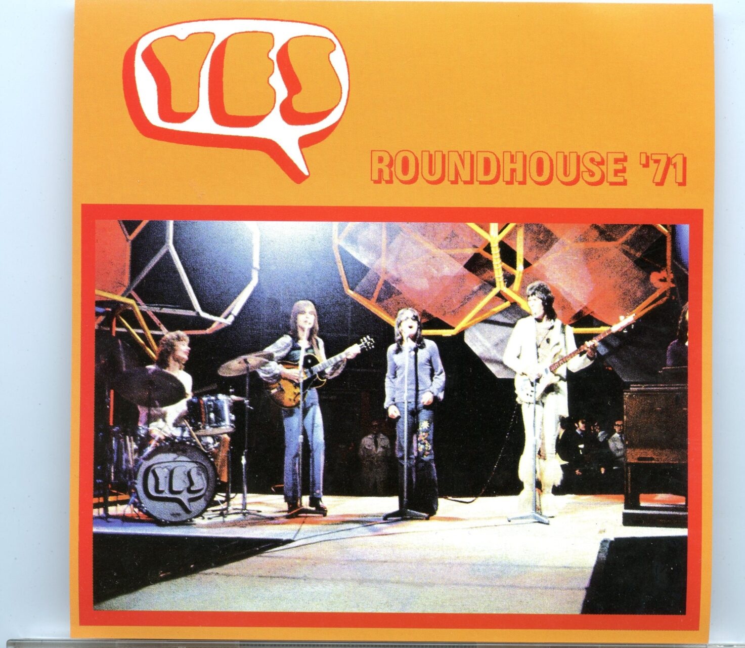 YES – Roundhouse 1971 ( 1 CD ) ( Highland ) ( Live at Roundhouse, London, UK, February 27th, 1971 ) front cover YES - Roundhouse 1971 ( 1 CD ) ( Highland ) ( Live at Roundhouse, London, UK, February 27th, 1971 ) front cover
