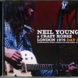 Neil Young - London 1976 Day 2 ( 2 CD ) ( Hammersmith Odeon, London, UK, March 29th, 1976 ) front cover