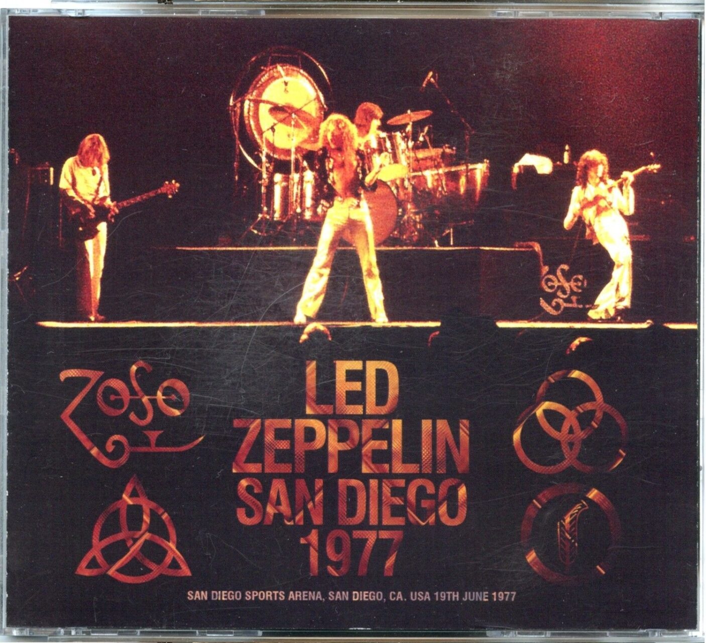 LED ZEPPELIN – San Diego 1977 ( 3 CD SET ) ( Mike Milliard Unmarked 1st Generation Cassette Transfer, June 19th, 1977 ) front cover LED ZEPPELIN - San Diego 1977 ( 3 CD SET ) ( Mike Milliard Unmarked 1st Generation Cassette Transfer, June 19th, 1977 ) front cover