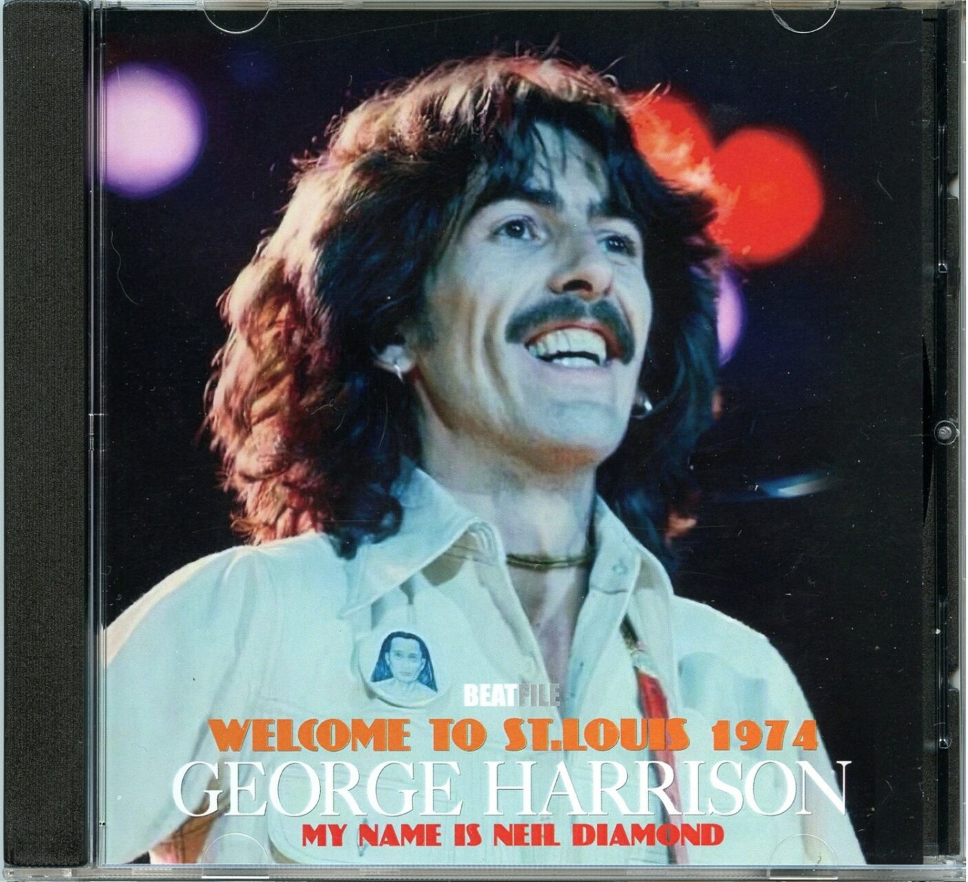 George Harrison – Welcome To St Louis 1974 ( BEATFILE ) (St Louis Arena, St Louis, Missouri, USA, November 20th, 1974 – 50th Ann. Digital Remaster ) front cover George Harrison - Welcome To St Louis 1974 ( BEATFILE ) (St Louis Arena, St Louis, Missouri, USA, November 20th, 1974 - 50th Ann. Digital Remaster ) front cover